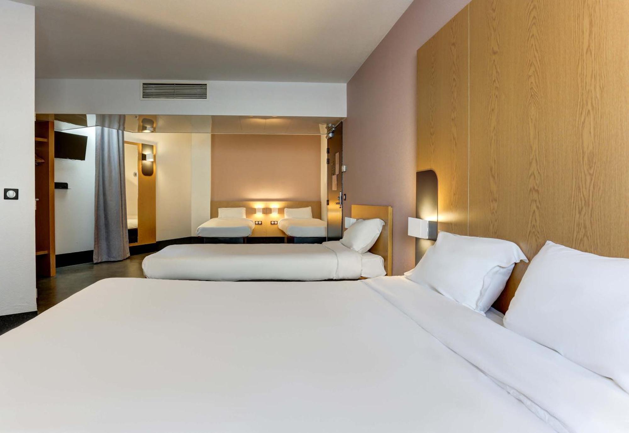 B&B Hotel Reims Centre Gare Exterior photo