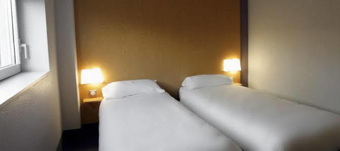 B&B Hotel Reims Centre Gare Exterior photo
